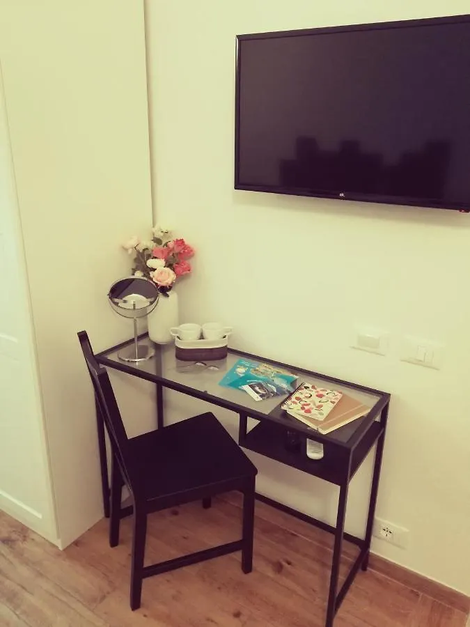 Camere Marga La Spezia Guest house